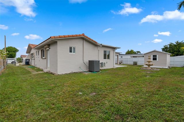 9864 SW 26th Ter, Miami, FL 33165