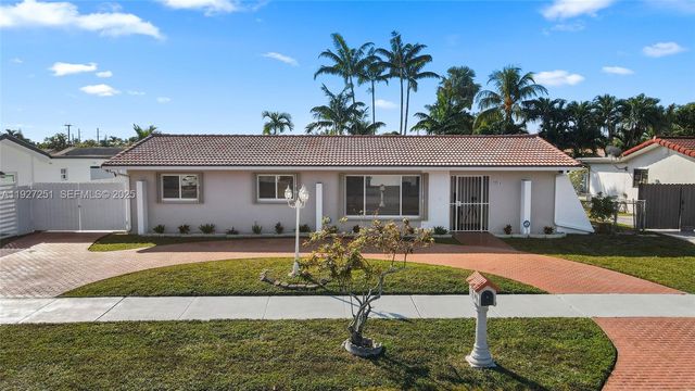 9864 SW 26th Ter, Miami, FL 33165
