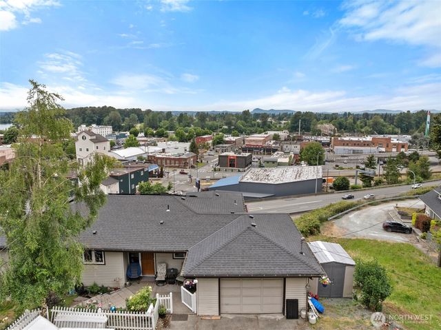 303 S 5th Street, Mount Vernon, WA 98274