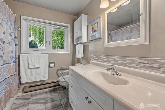 303 S 5th Street, Mount Vernon, WA 98274
