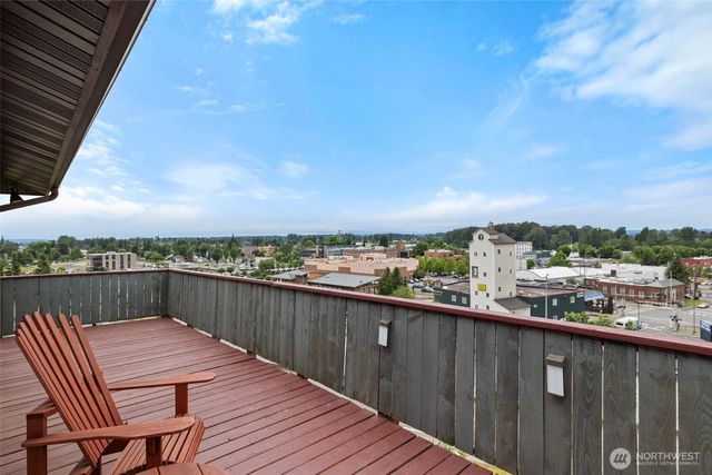 303 S 5th Street, Mount Vernon, WA 98274