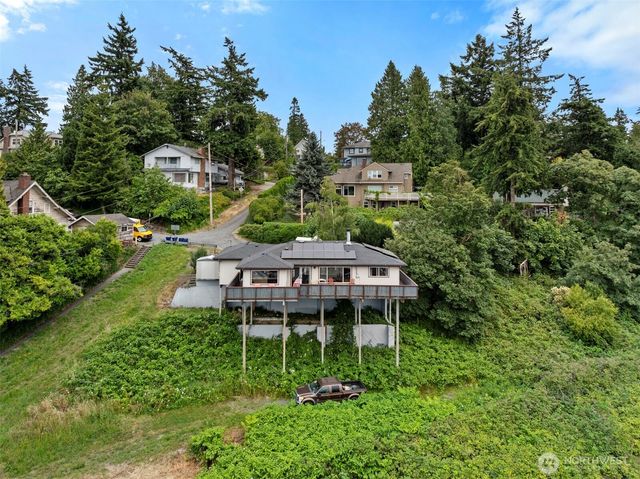 303 S 5th Street, Mount Vernon, WA 98274