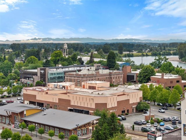 303 S 5th Street, Mount Vernon, WA 98274