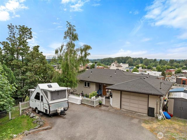 303 S 5th Street, Mount Vernon, WA 98274