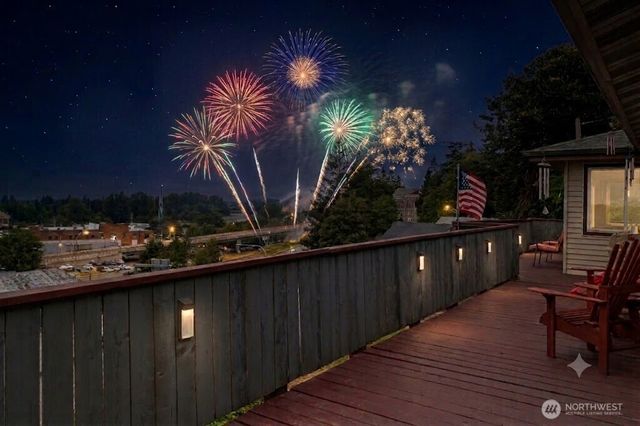 303 S 5th Street, Mount Vernon, WA 98274