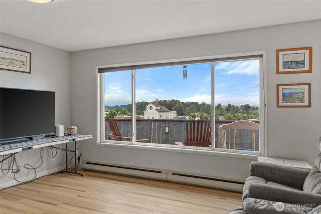 303 S 5th Street, Mount Vernon, WA 98274