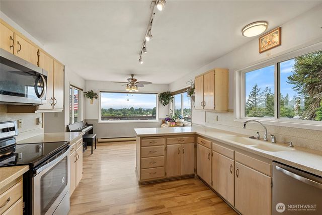 303 S 5th Street, Mount Vernon, WA 98274