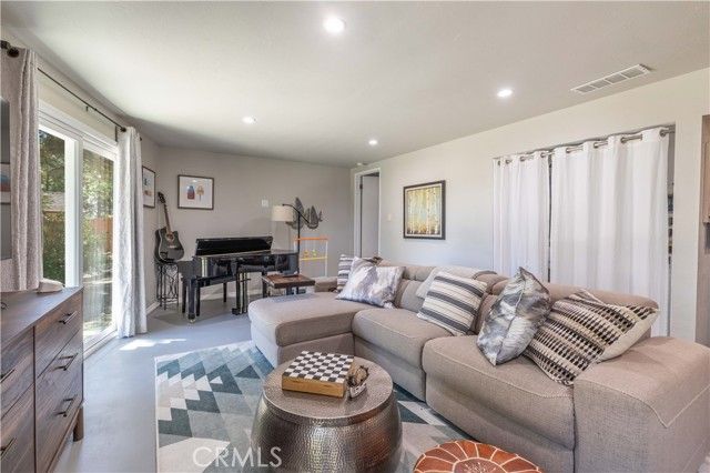 27482 Matterhorn, Lake Arrowhead, CA 92352