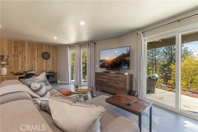 27482 Matterhorn, Lake Arrowhead, CA 92352