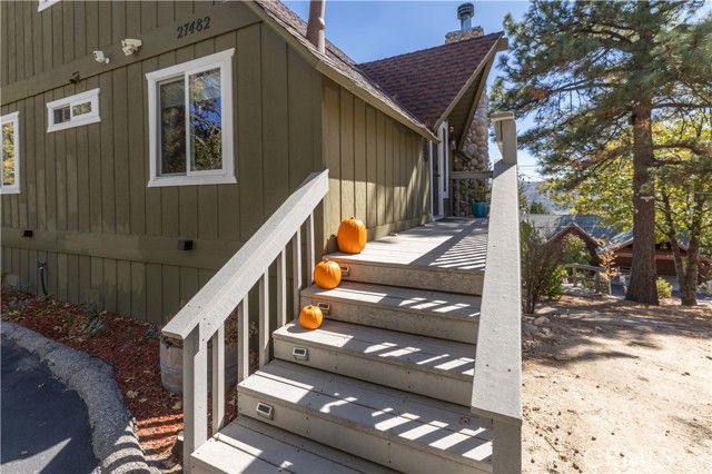 27482 Matterhorn, Lake Arrowhead, CA 92352