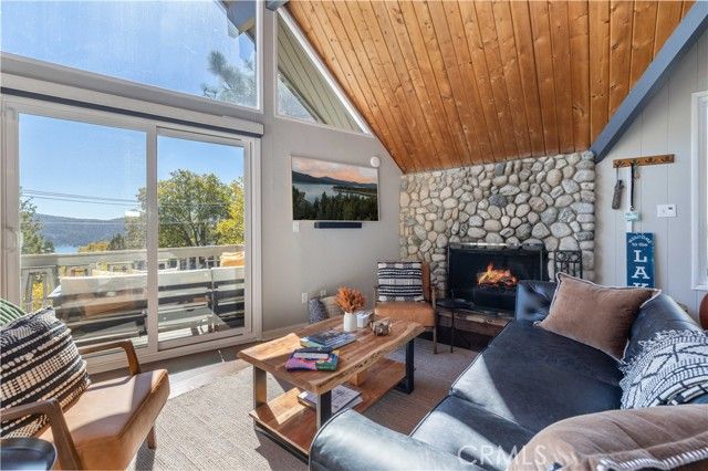 27482 Matterhorn, Lake Arrowhead, CA 92352