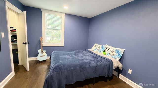 6512 Pacific Avenue, Tacoma, WA 98408