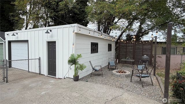 6512 Pacific Avenue, Tacoma, WA 98408