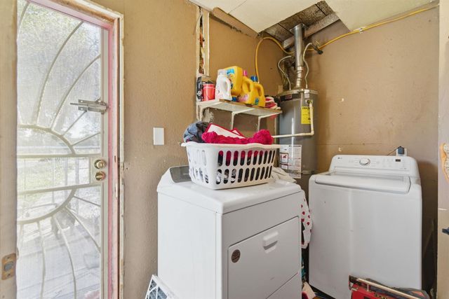 1446 Rhode Island Ave, Stockton, CA 95205