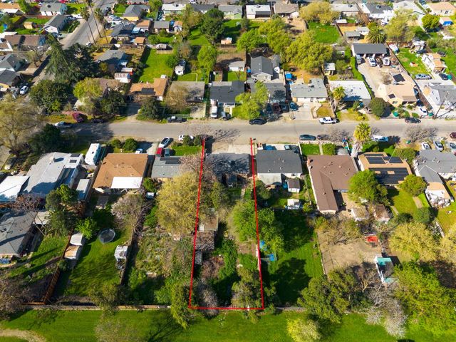 1446 Rhode Island Ave, Stockton, CA 95205