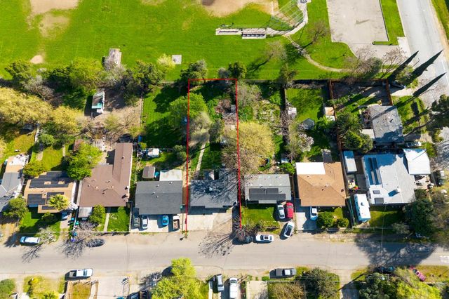 1446 Rhode Island Ave, Stockton, CA 95205