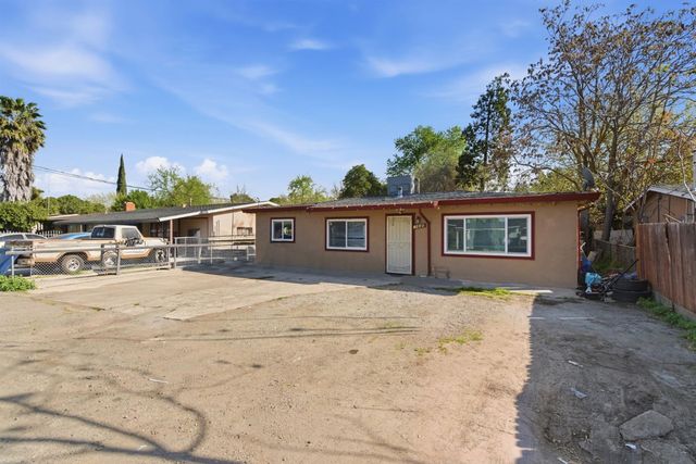 1446 Rhode Island Ave, Stockton, CA 95205