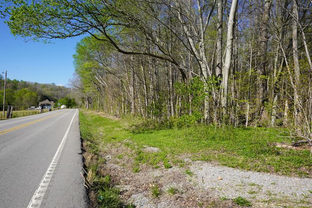4219 Hwy 49, Tennessee Ridge, TN 37178