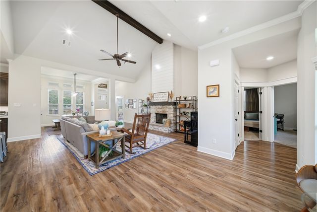 4820 Knight Drive, Bryan, TX 77802