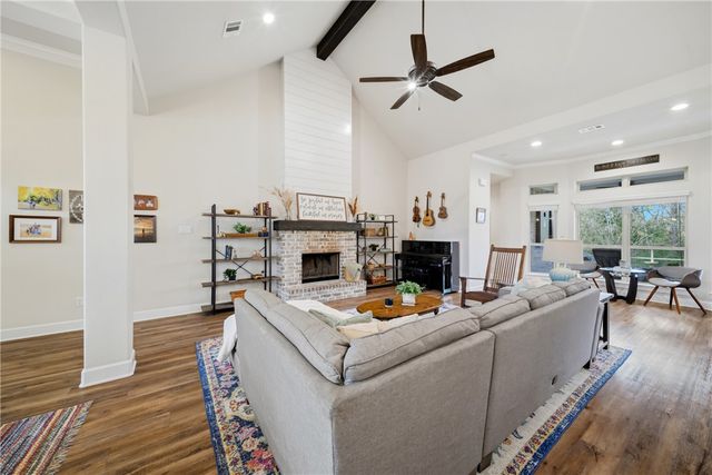 4820 Knight Drive, Bryan, TX 77802