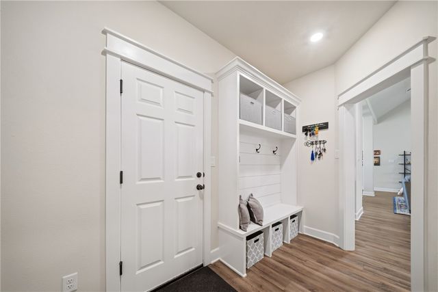 4820 Knight Drive, Bryan, TX 77802