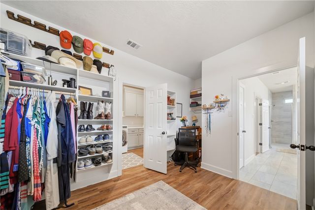 4820 Knight Drive, Bryan, TX 77802