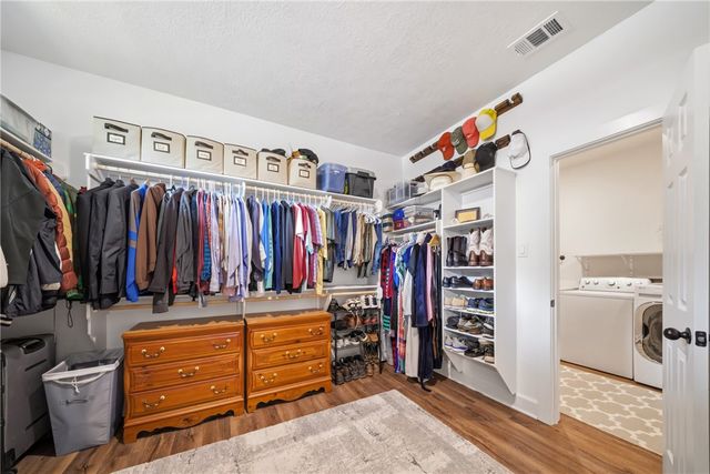 4820 Knight Drive, Bryan, TX 77802