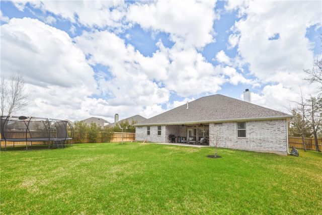 4820 Knight Drive, Bryan, TX 77802