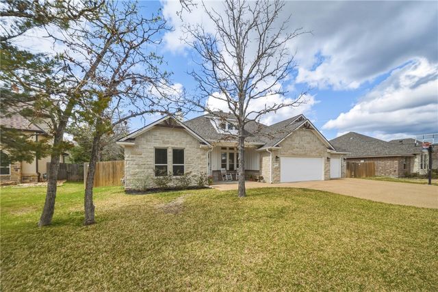 4820 Knight Drive, Bryan, TX 77802