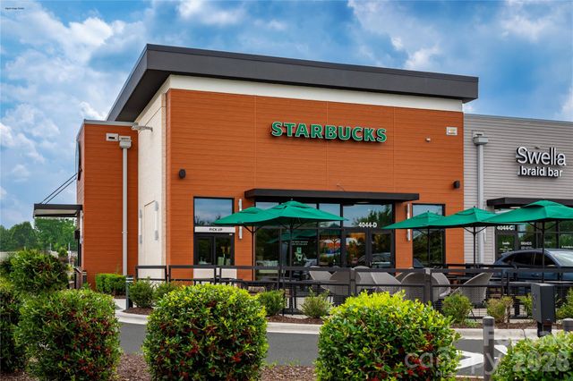 7006 Yorkshire Place Way 1008B, Charlotte, NC 28278