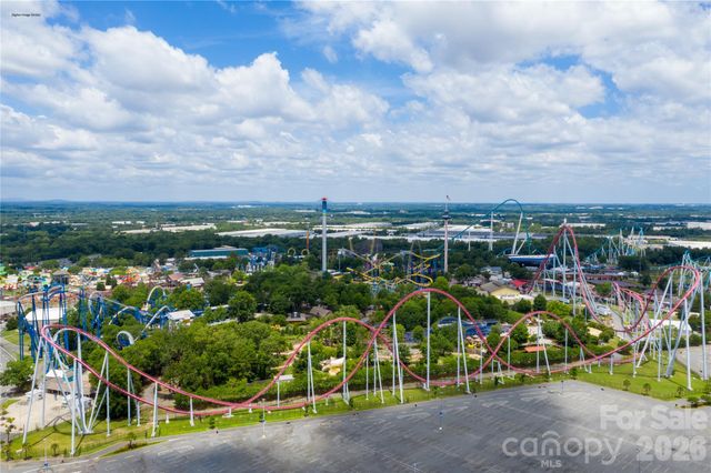 7006 Yorkshire Place Way 1008B, Charlotte, NC 28278