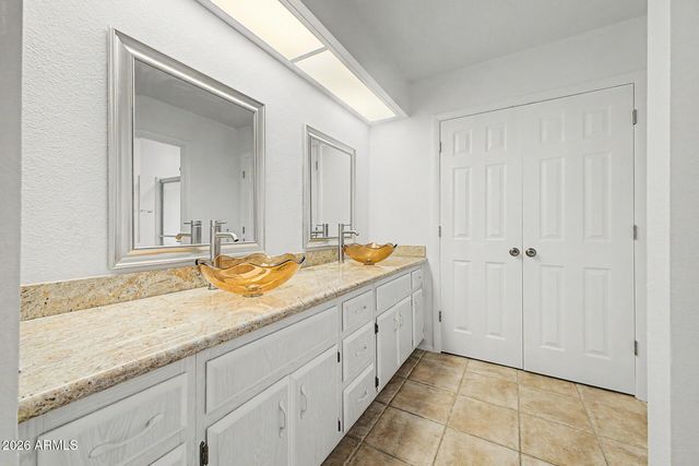 26413 S SHERBROOK Drive, Sun Lakes, AZ 85248