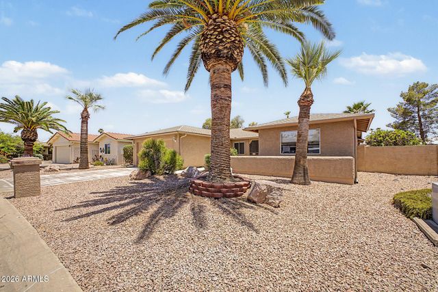 26413 S SHERBROOK Drive, Sun Lakes, AZ 85248