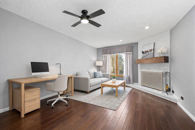 2734 Alyssa Drive, Naperville, IL 60565