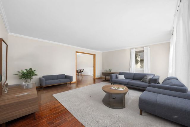 2734 Alyssa Drive, Naperville, IL 60565