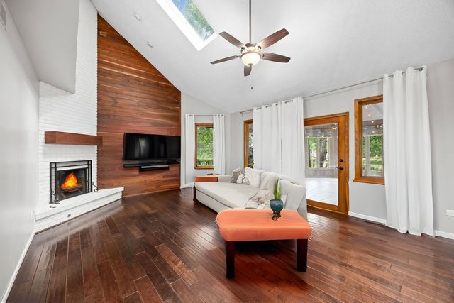 2734 Alyssa Drive, Naperville, IL 60565