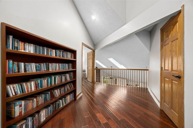 2734 Alyssa Drive, Naperville, IL 60565