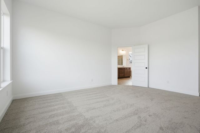 835 Drivers Cir, Columbia, TN 38401