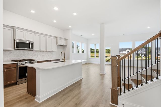 835 Drivers Cir, Columbia, TN 38401