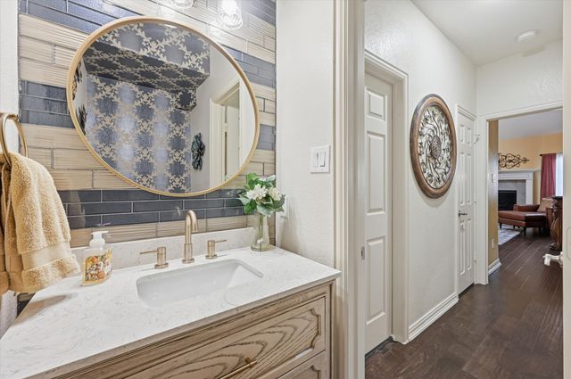 413 Mercury Court, Desoto, TX 75115