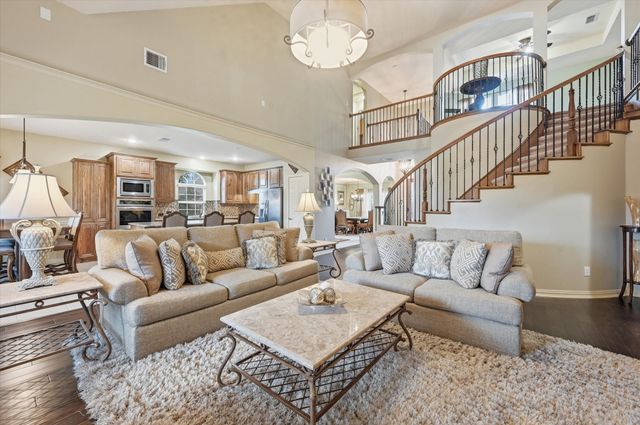 413 Mercury Court, Desoto, TX 75115