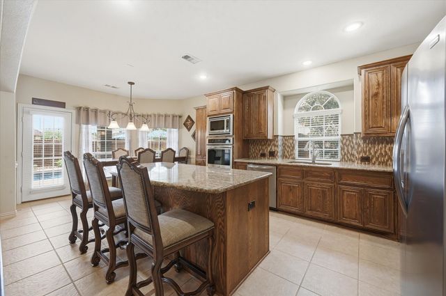 413 Mercury Court, Desoto, TX 75115