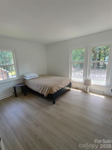 5724 Telfair Road, Charlotte, NC 28210