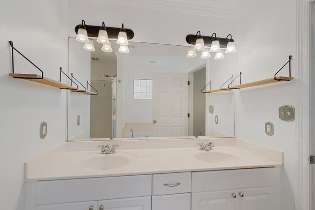 308 Sweetwater Ln., Hattiesburg, MS 39402