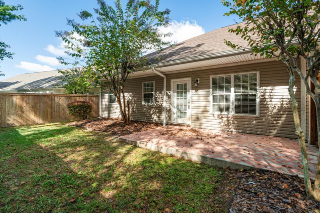 308 Sweetwater Ln., Hattiesburg, MS 39402