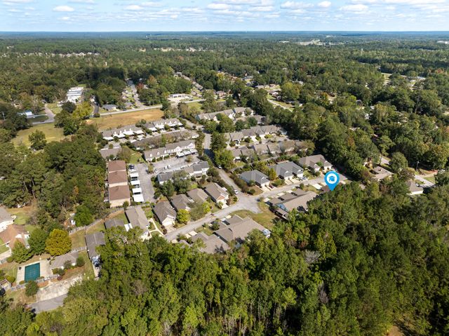 308 Sweetwater Ln., Hattiesburg, MS 39402