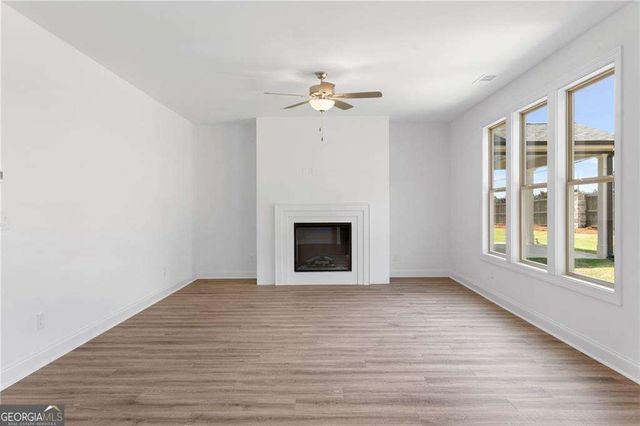 982 Homepark Circle, Buford, GA 30518