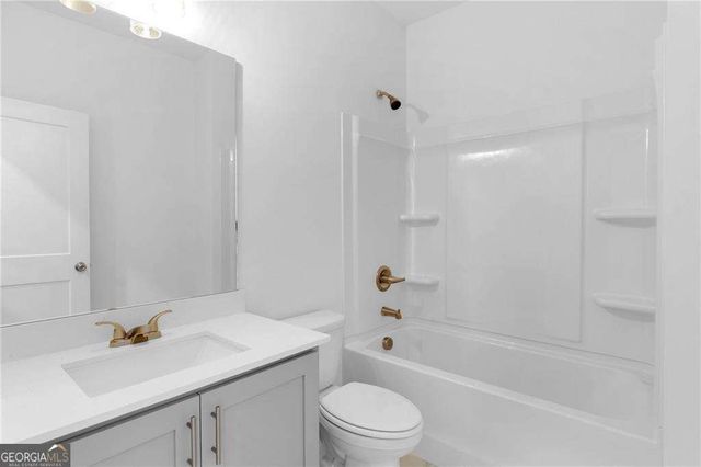 982 Homepark Circle, Buford, GA 30518