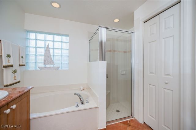 2335 Summersweet DR, Alva, FL 33920