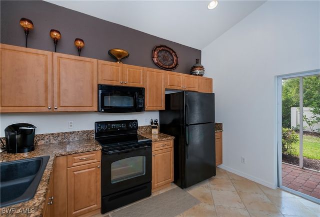 2335 Summersweet DR, Alva, FL 33920